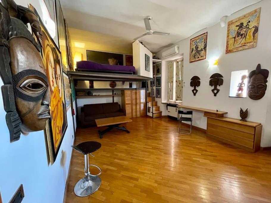 Апартаменты Our Arty Flat In Monti Рим Экстерьер фото
